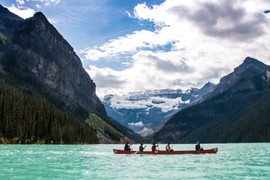 Phong cảnh nhuốm màu thu đẹp mê hồn ở Canada